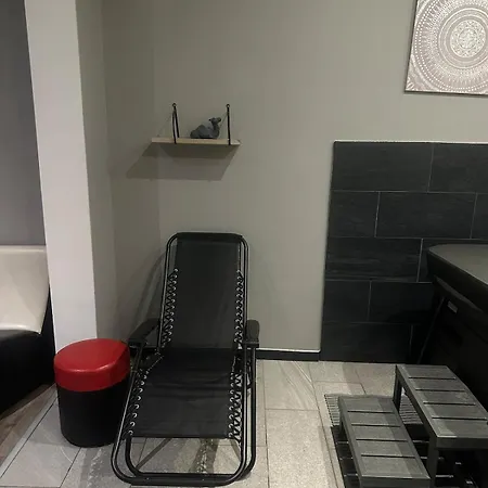Zen Spa,jacuzzi, Sauna, Bedroom, Kitchen *